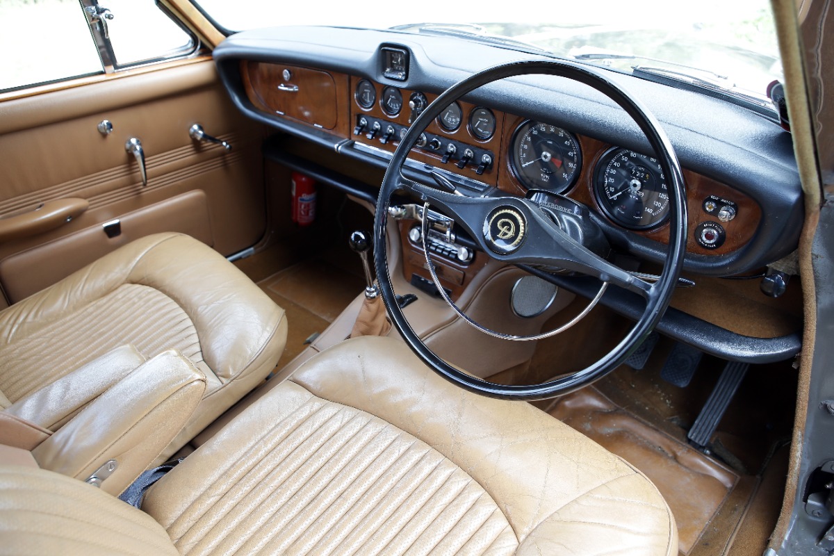 1969 Daimler Sovereign Image 6
